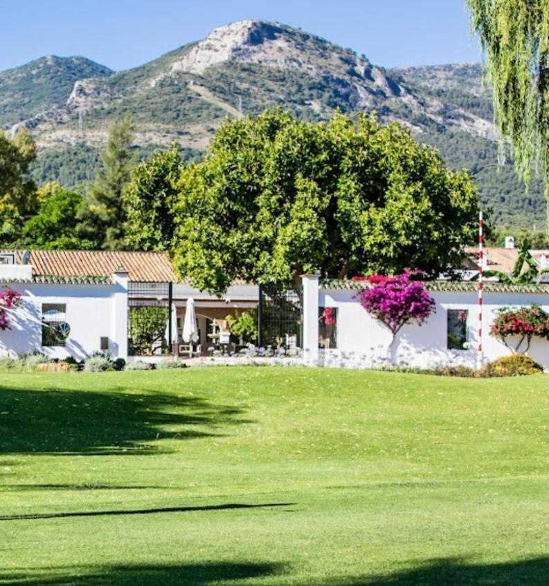 Casa-de-golf Apartment *